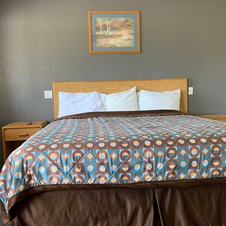 Cinderella Motel Wasco Bagian luar foto