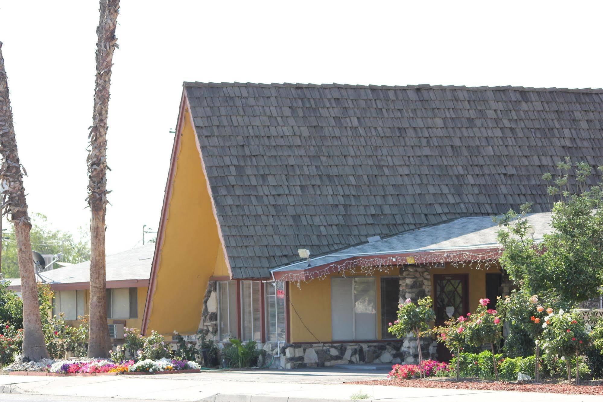 Cinderella Motel Wasco Bagian luar foto